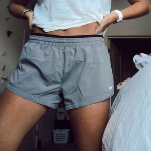 GREY NIKE RUNNING SHORTS